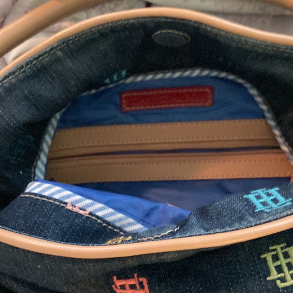 Tommy Jean Purse - Picture 4 of 7